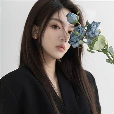没有男人,女人更美海报